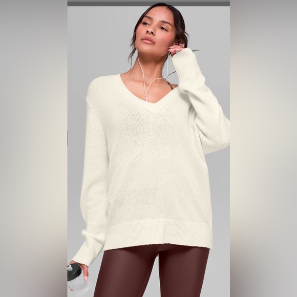 ALO Wool Cashmere V-Neck Sweater - Ivory - Picture 2 of 6